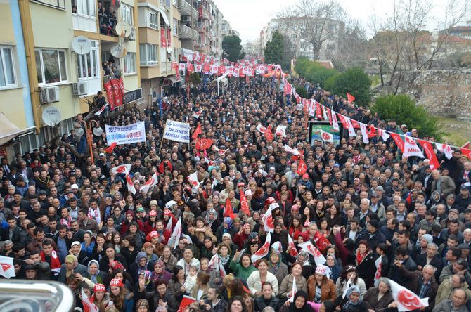 MHP LİDERi DEVLET BAHÇELİ AKHİSARLILAR İLE BULUŞTU